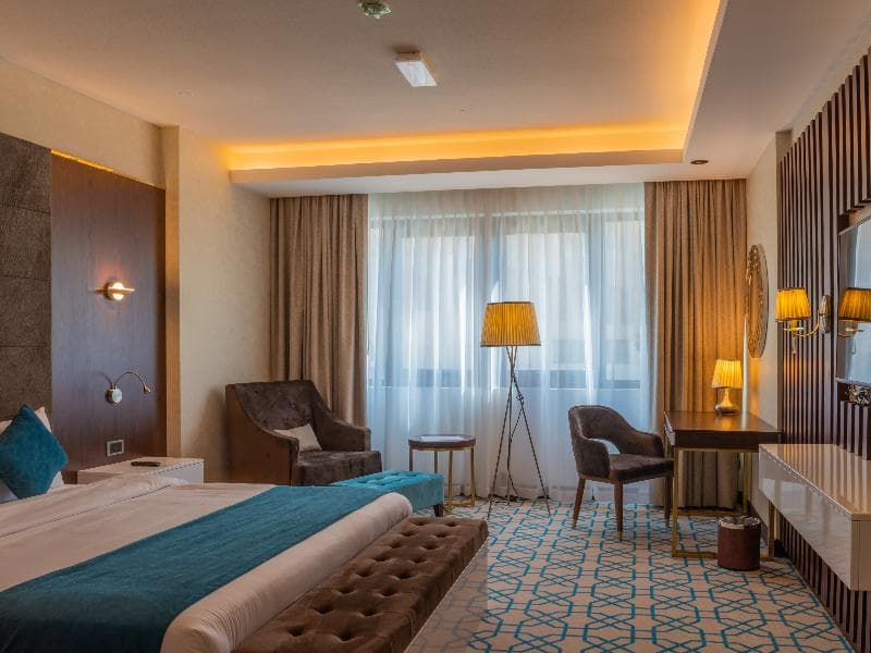 Royal Crown Hotel - photo 28
