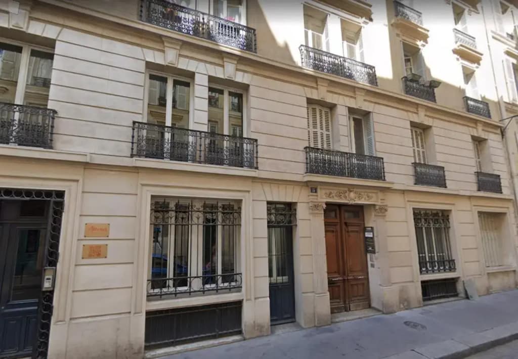 Central And Renovated Parisian Apartment, 6-7 Guests - photo 1