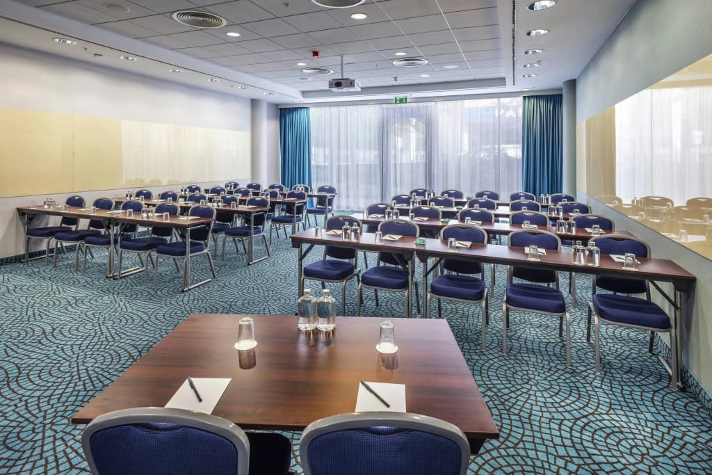Courtyard by Marriott Prague City - photo 17