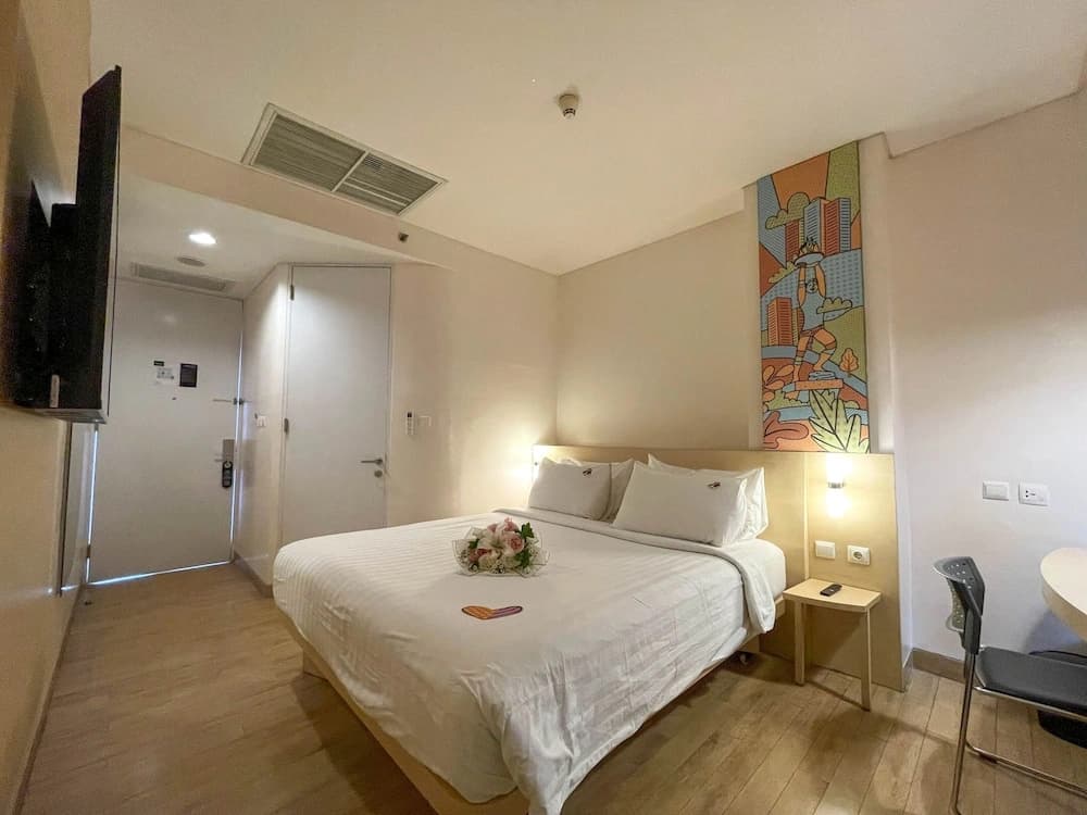 MaxOneHotels Premier Melawai - photo 3