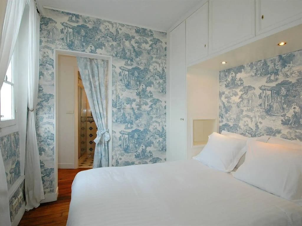 Mithouard Apartment - photo 3