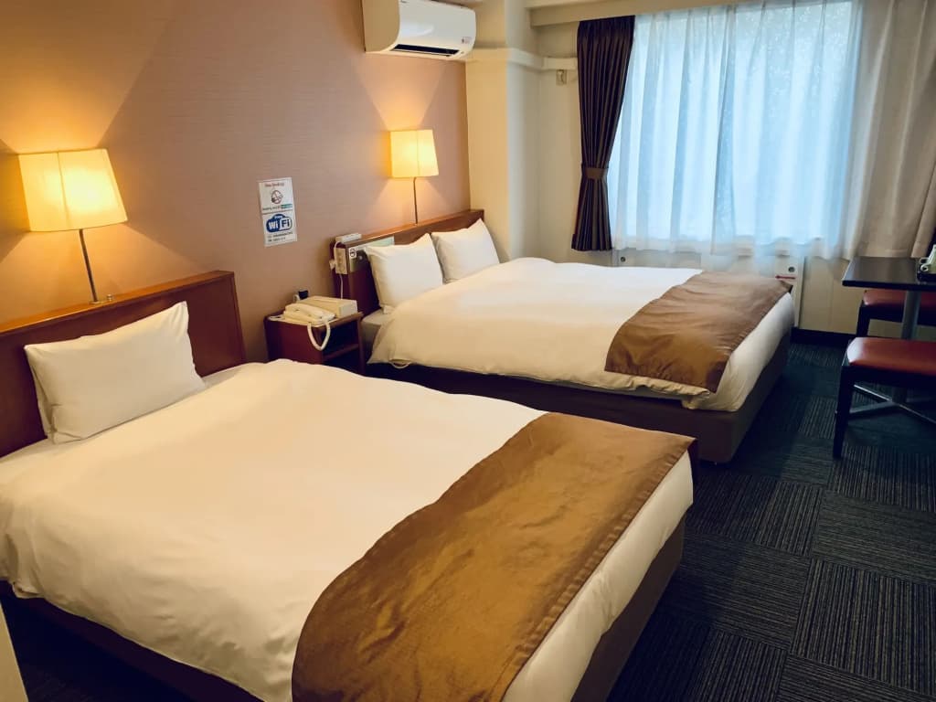 Tokyo Plaza Hotel - photo 32