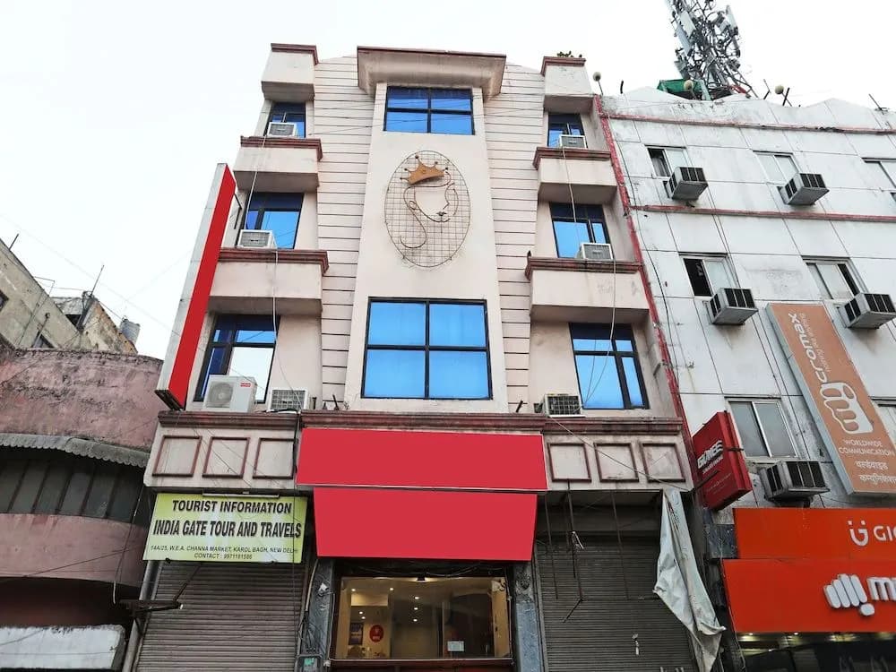Hotel Royal Queen - photo 1