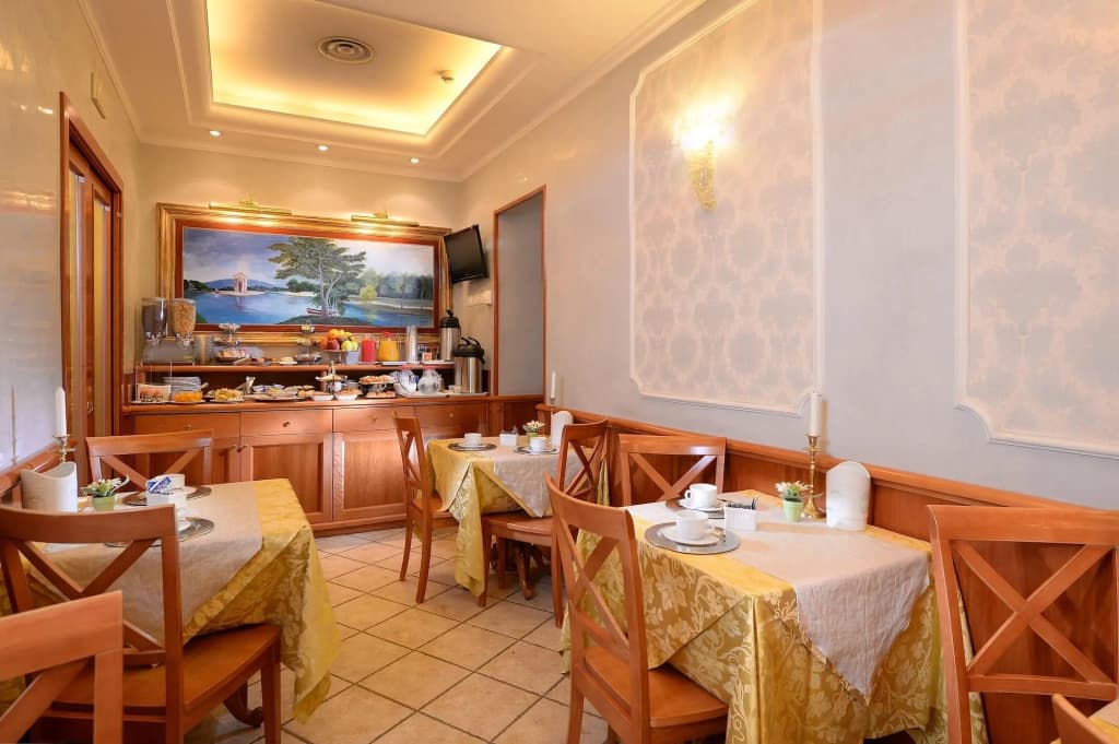Hotel Golden - photo 33