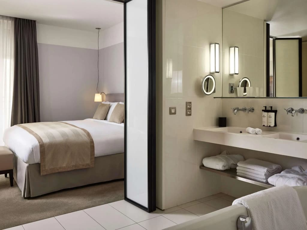 Sofitel Paris Arc de Triomphe - photo 16