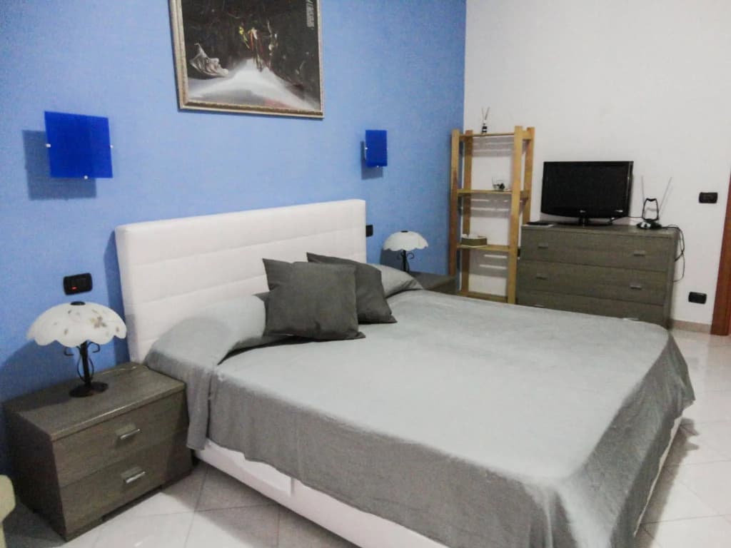 Suites Holiday Rooms - main photo