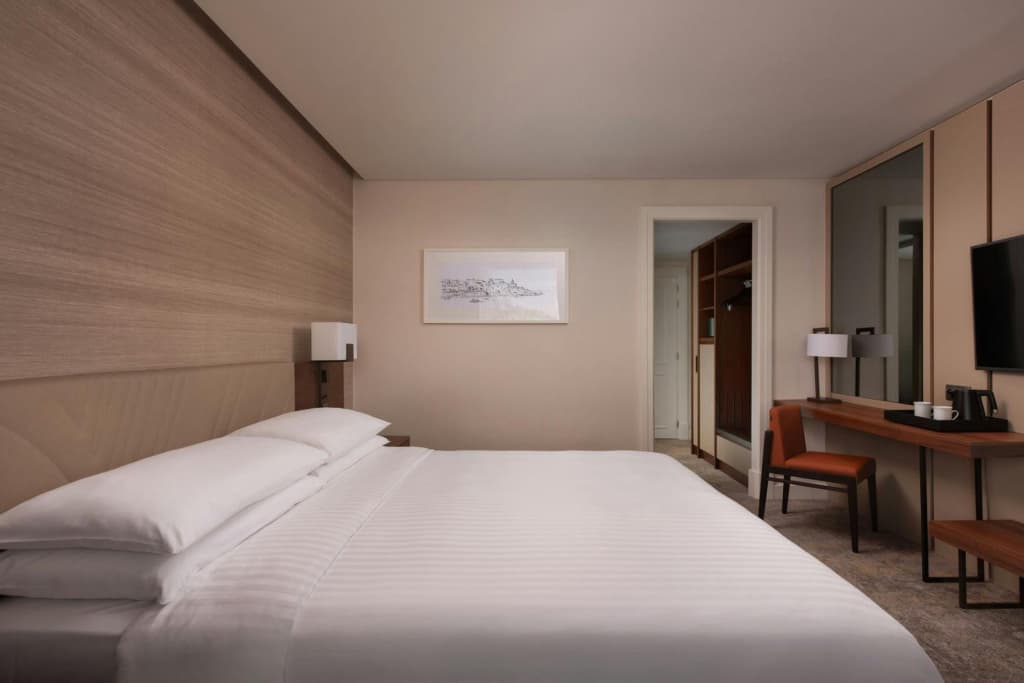 Lisbon Marriott Hotel - photo 26