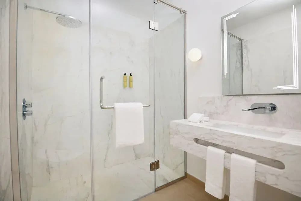 Element by Marriott West Bay Doha - photo 10