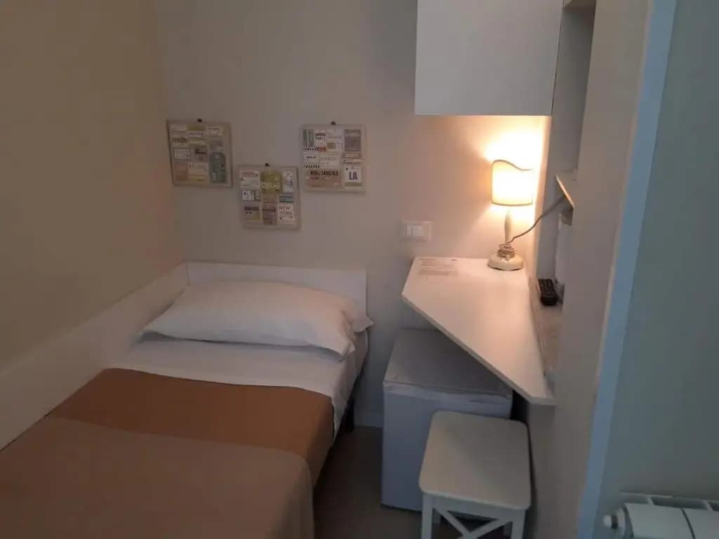 small single room - photo 7