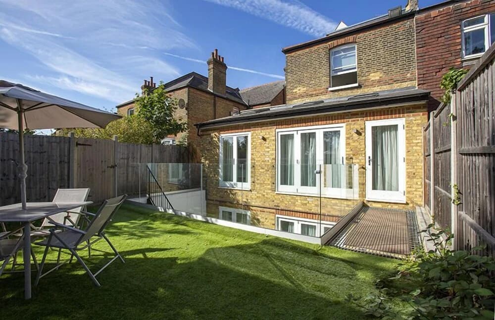 Ealing Apartments - photo 13