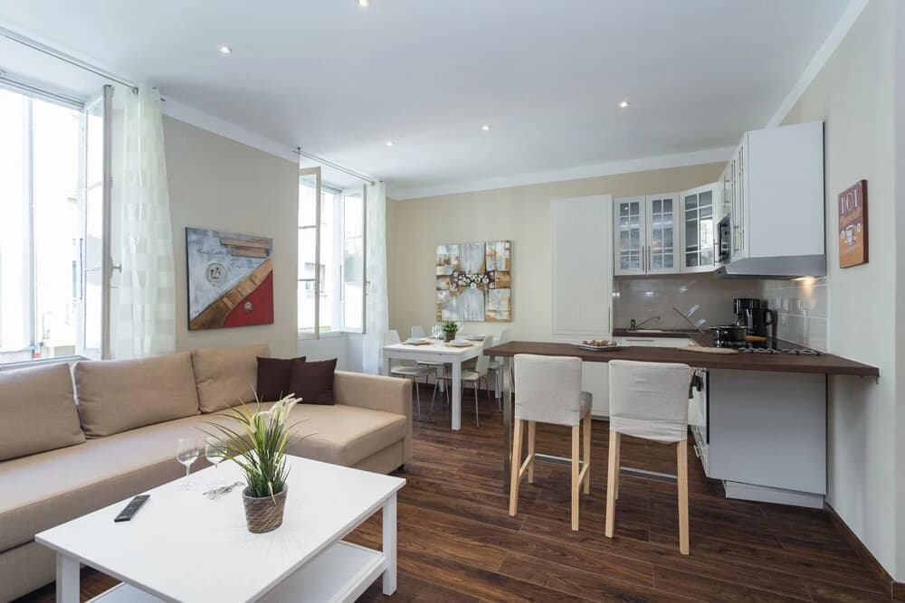 Chocolate - Spacious & Cosy 2-Br Center - photo 9