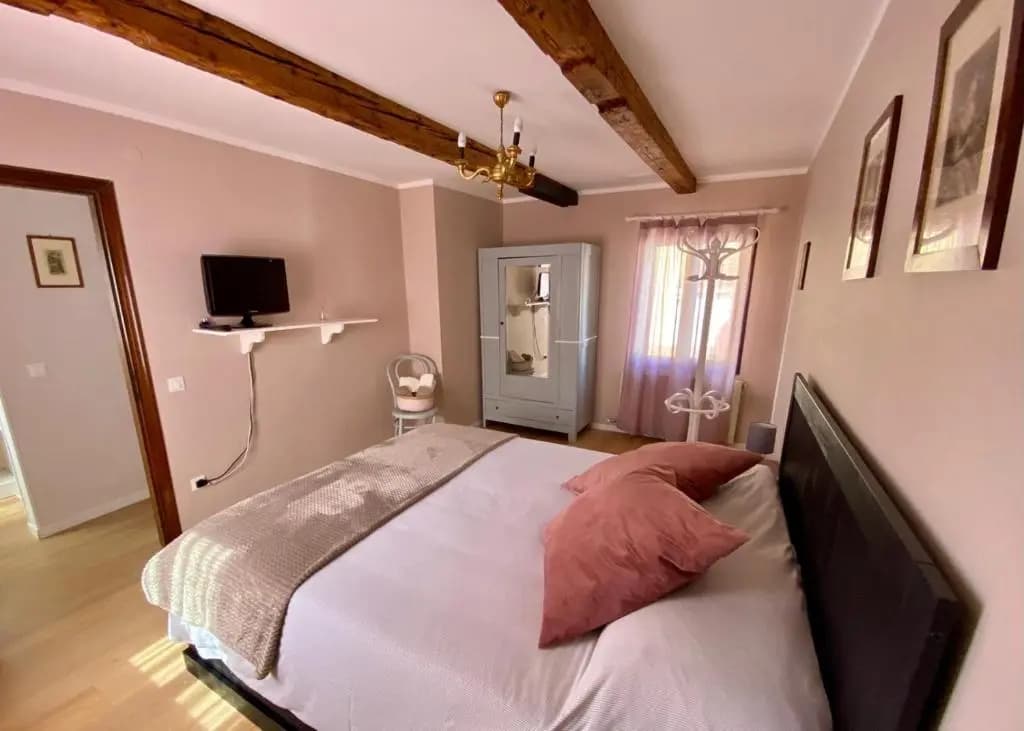 Blue George Apartment - photo 3