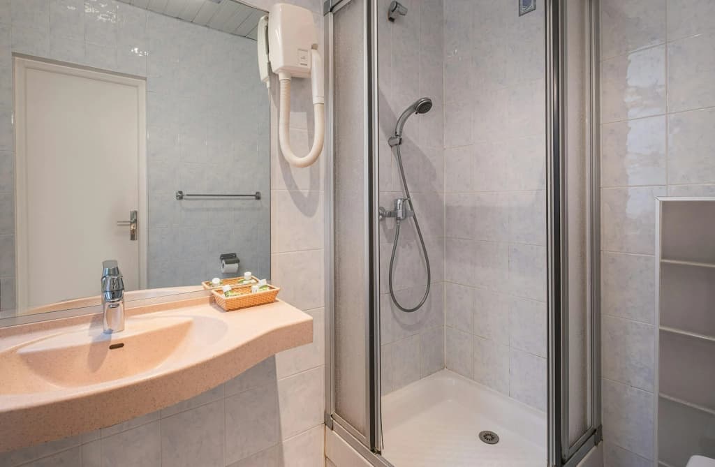 Hôtel Terminus Montparnasse - photo 27