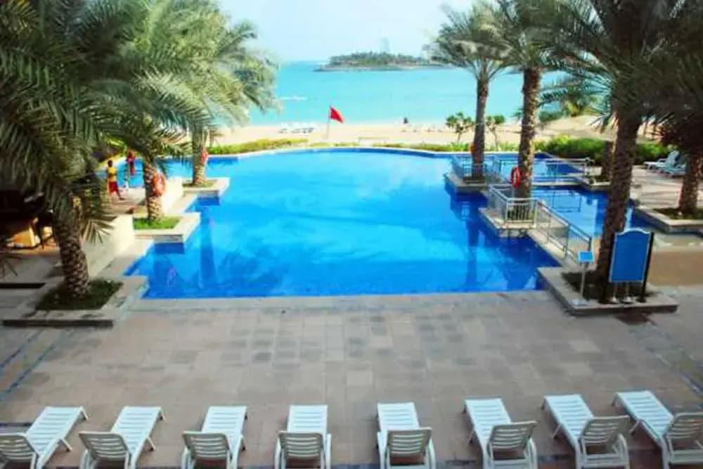 Private Beach Shoreline Luxurious Apartment - photo 12