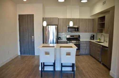 Westlake Los Angeles 30 Day Rentals - photo 2