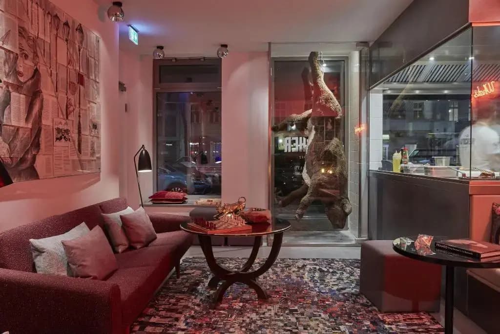 Sir Savigny Hotel - photo 14