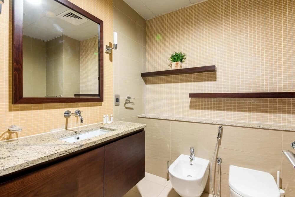 Luxury Urban Chic Apt on Palm w Prvt Beach Access - photo 6
