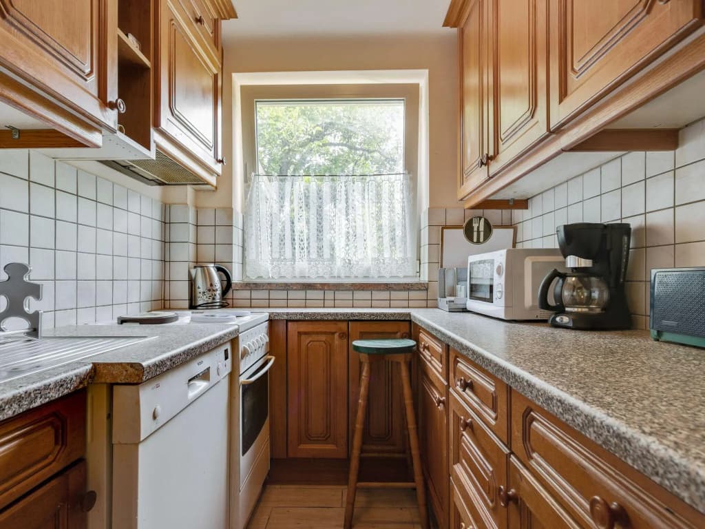 Lively Holiday Home in Wien With Private Garden - photo 11