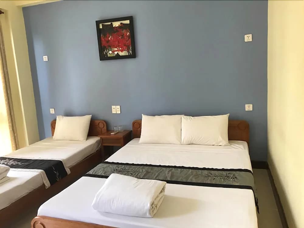 Hoa Binh Hotel - photo 2
