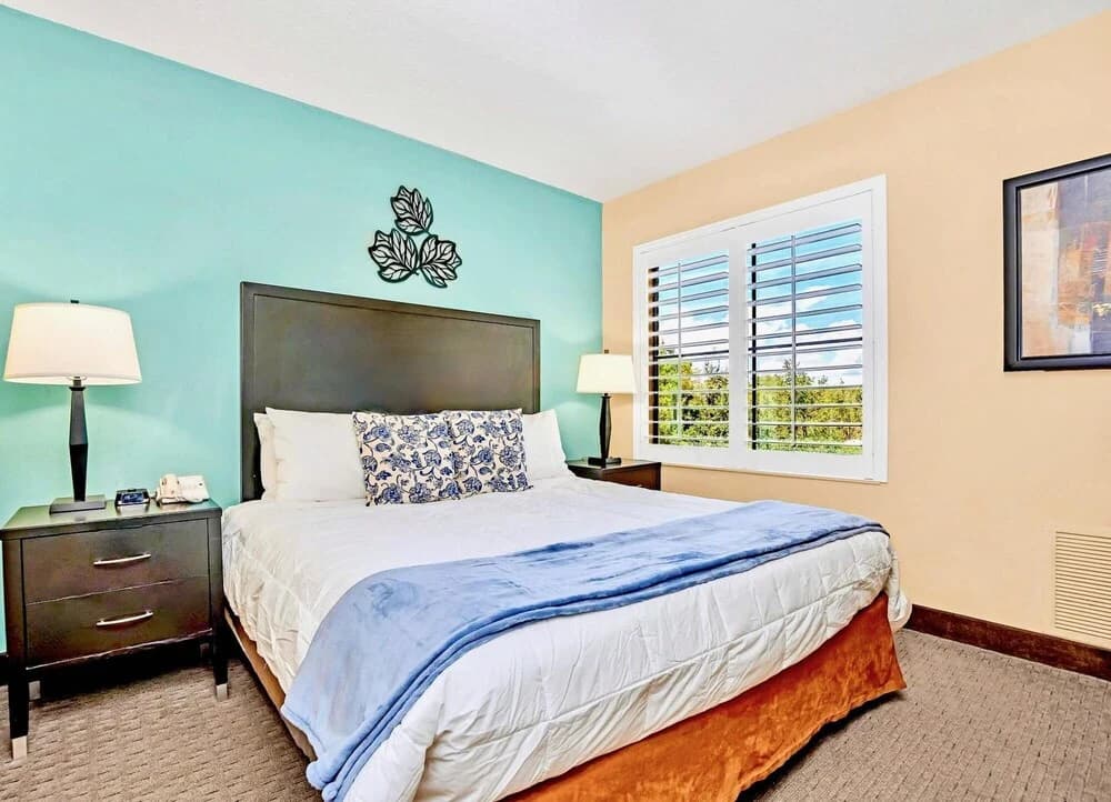 1BR With King bed - Shared Pool Arcade Room - photo 3