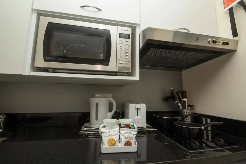 Finsbury Serviced Apartments - photo 17