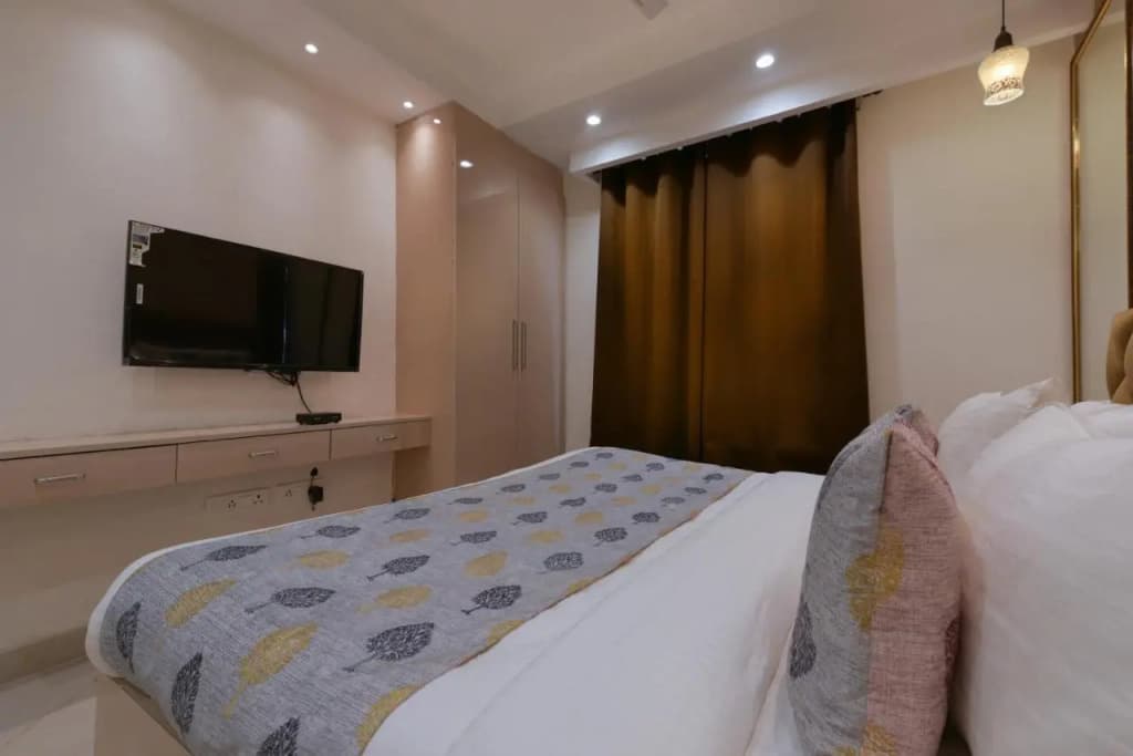 Hotel Leo Saffron - photo 27