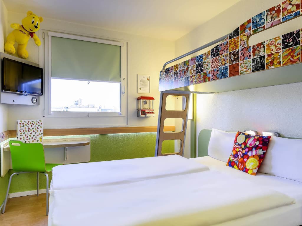 ibis budget Berlin Kurfuerstendamm - photo 32