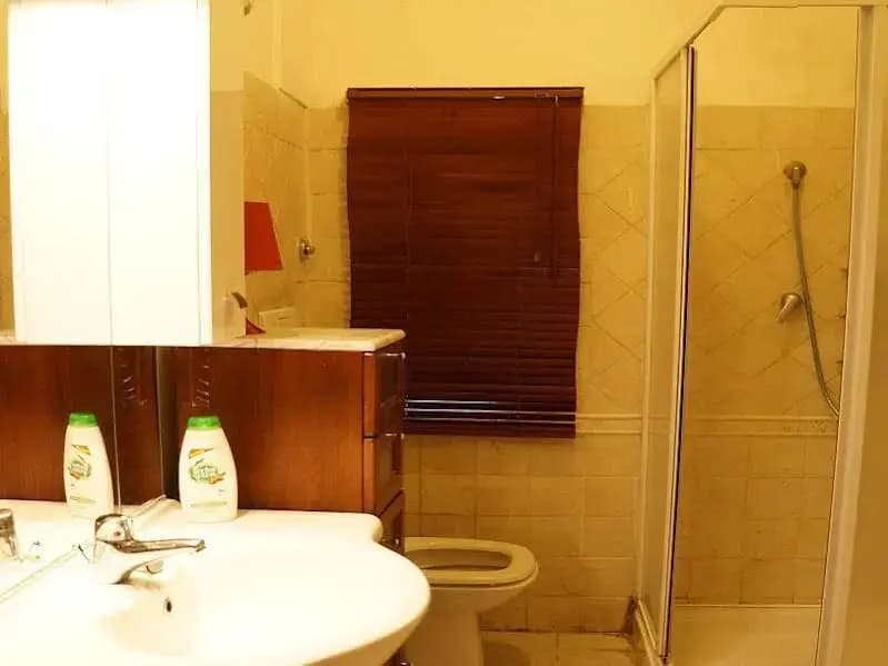 Overseas 2 Guest House - photo 6
