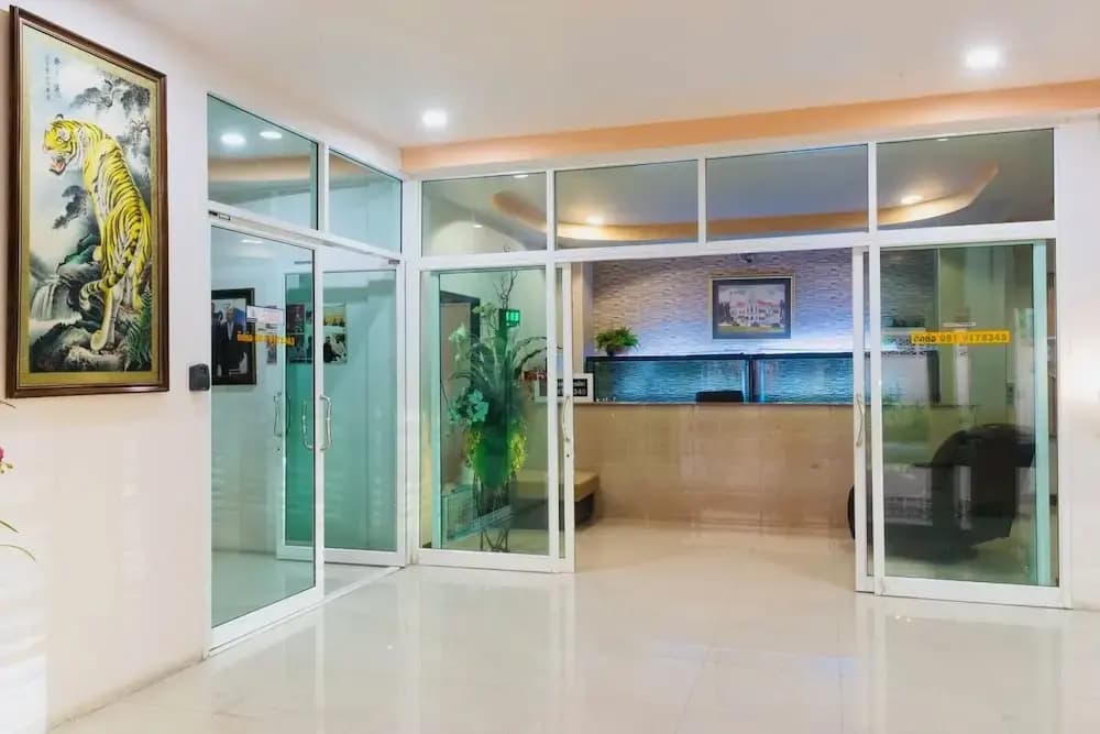 Ree Riverside hotel - photo 10
