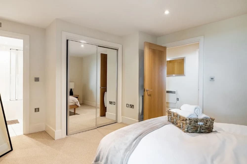 Vauxhall Riverside Private Apartments - main photo