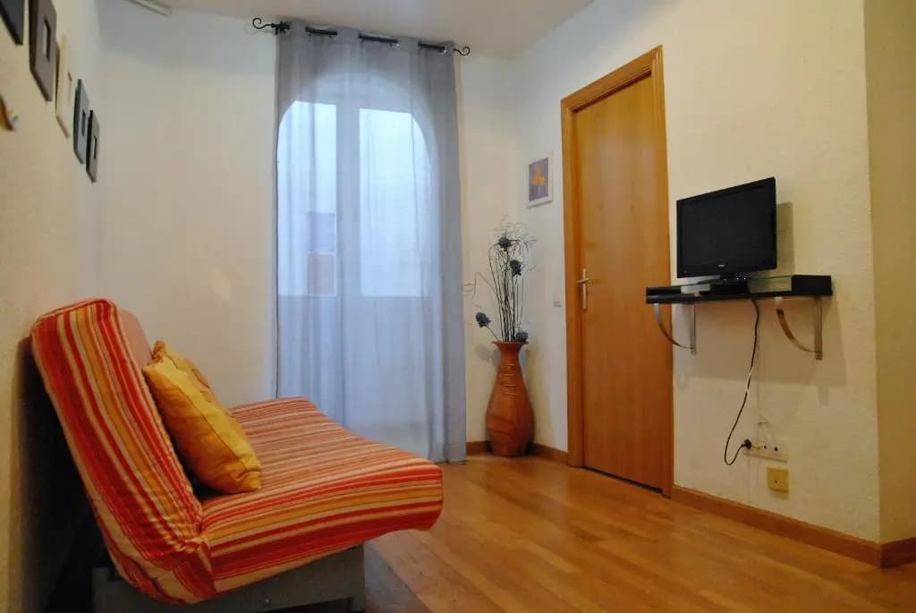 Bcn 324 Apartment - photo 2
