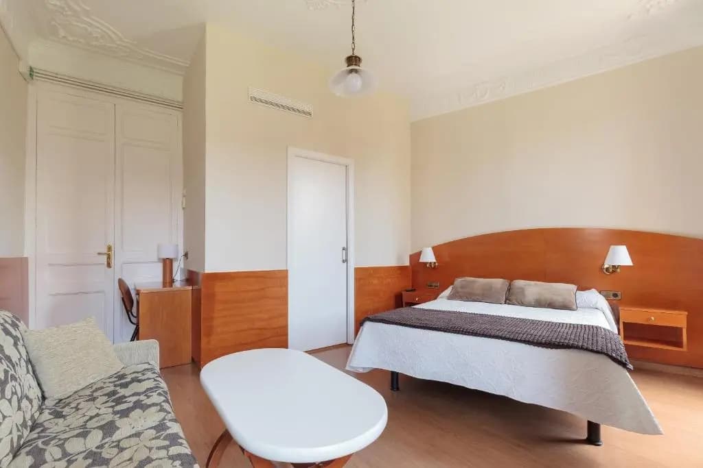 Hostal Oliva - photo 2