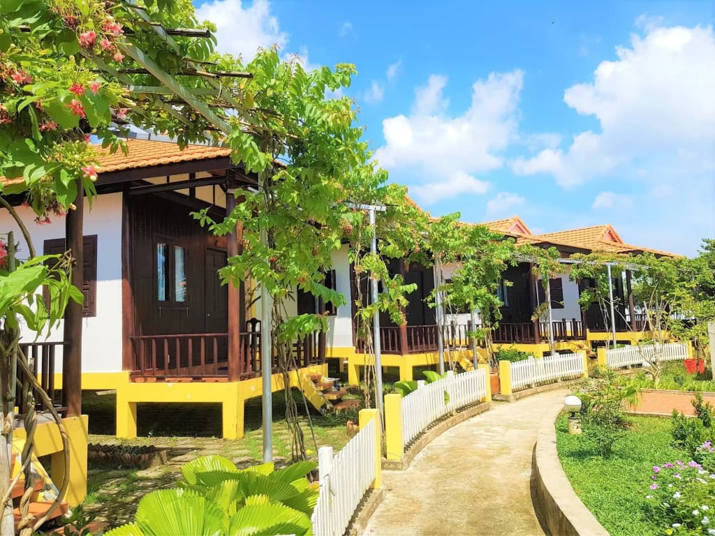 Hung Vuong Resort - photo 18