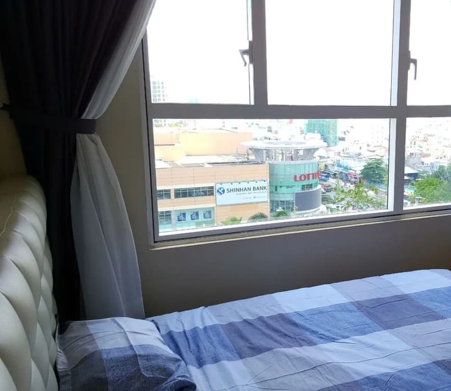 Sunrise City 2BR with Infinity SW Pool - photo 25
