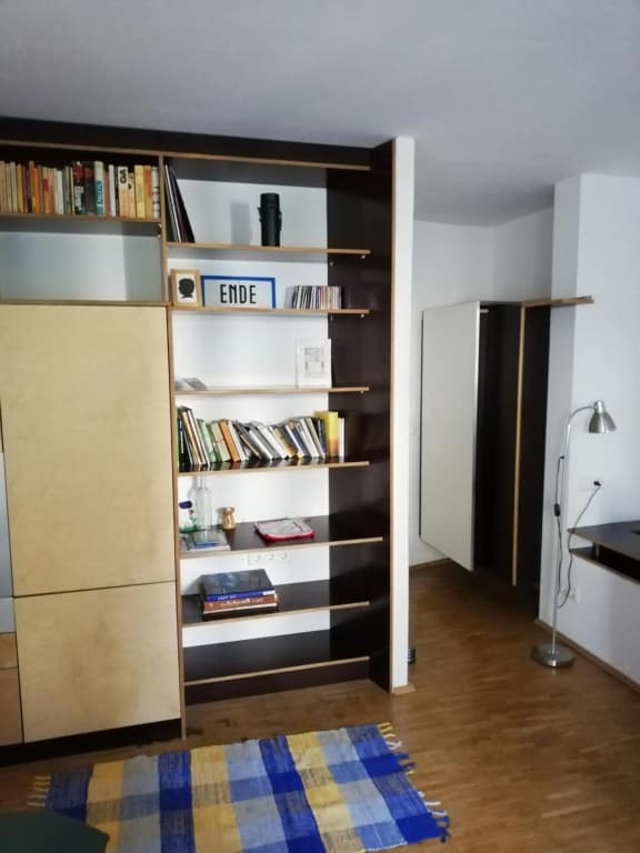 Room in maisonette with garden, parking place - photo 3