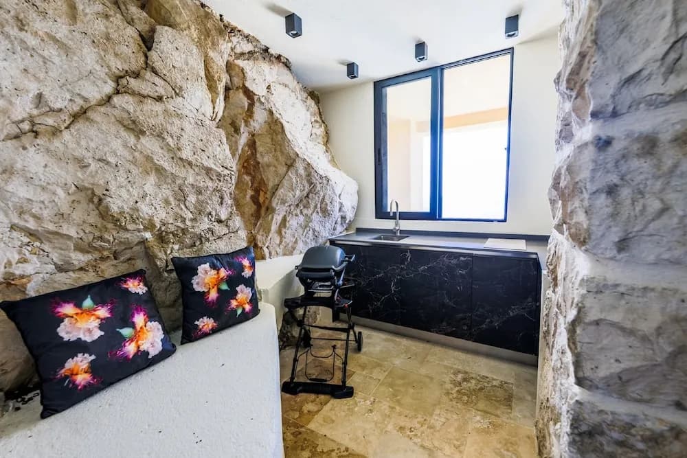 Cap des Anges AP4171 by Riviera Holiday Homes - photo 15
