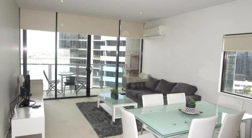 Harbour Escape Apartments - photo 21