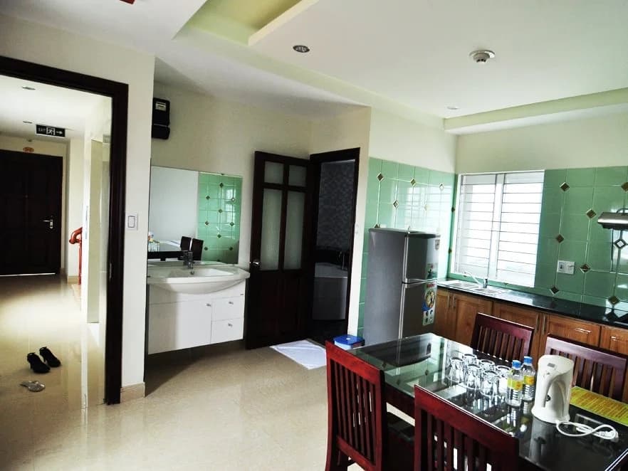 Red Rose Mallow Hotel - photo 18