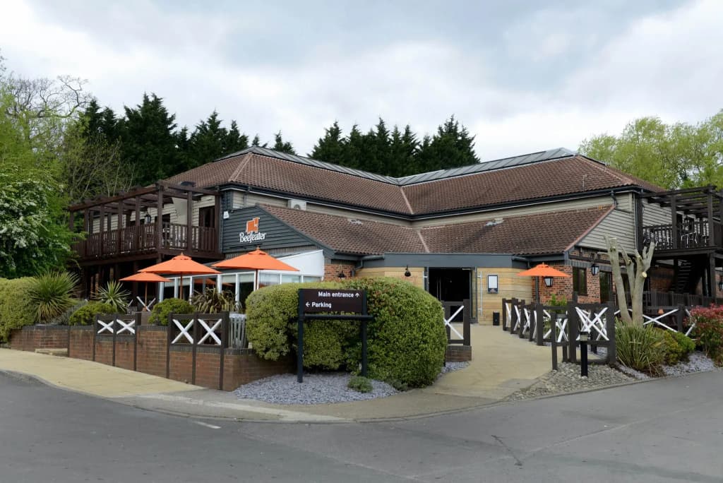 Premier Inn Chessington - photo 14