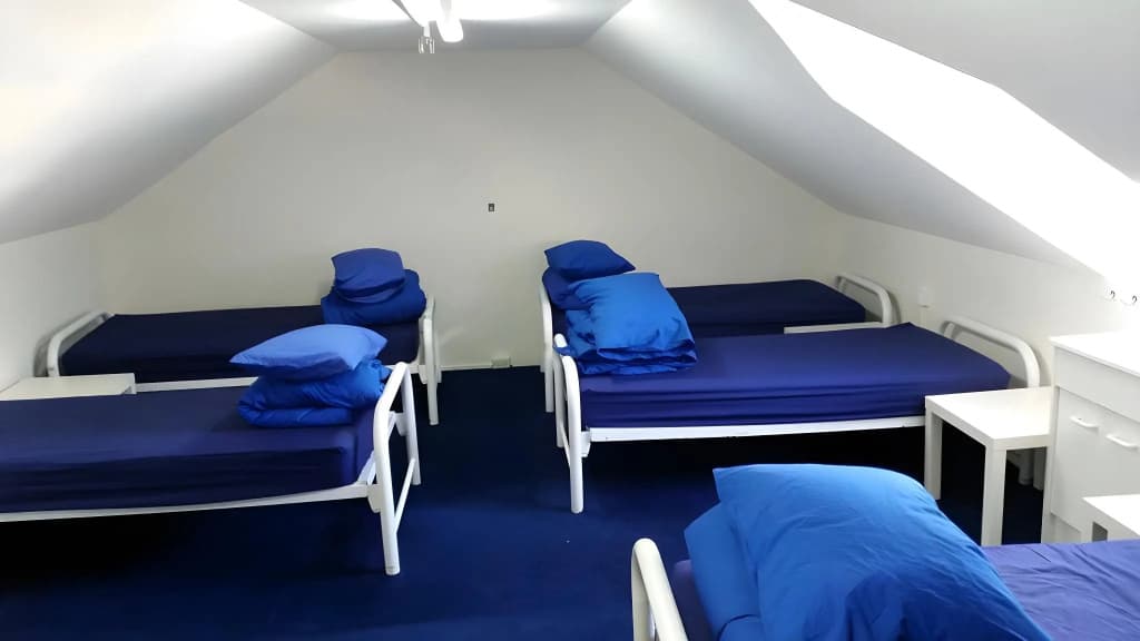Summer House Backpackers - photo 1