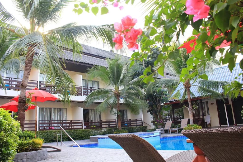 The Beach Garden Resort - photo 10