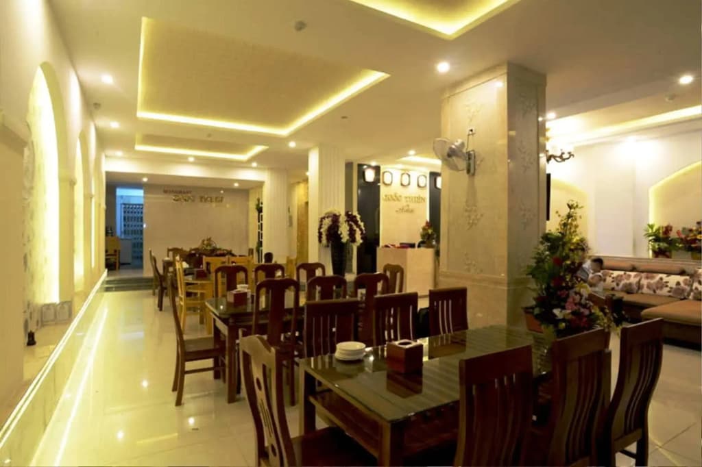 Quoc Thien Hotel Da Nang - photo 23