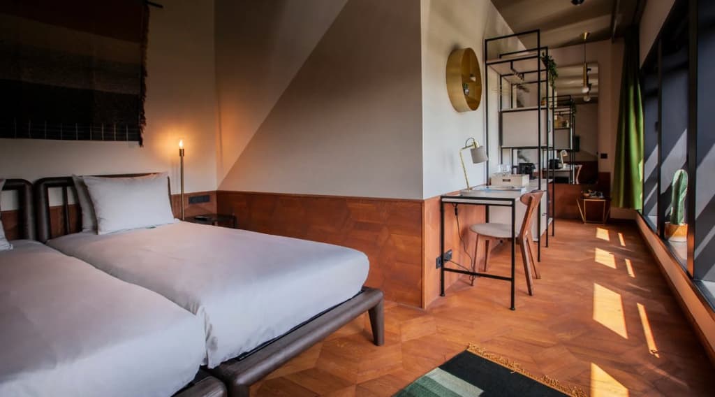 Hotel V Fizeaustraat - photo 33