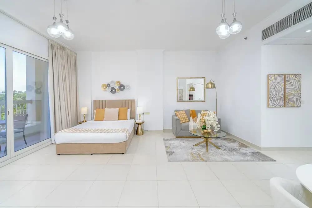 Marco Polo - Spacious Studio Lush View - photo 19
