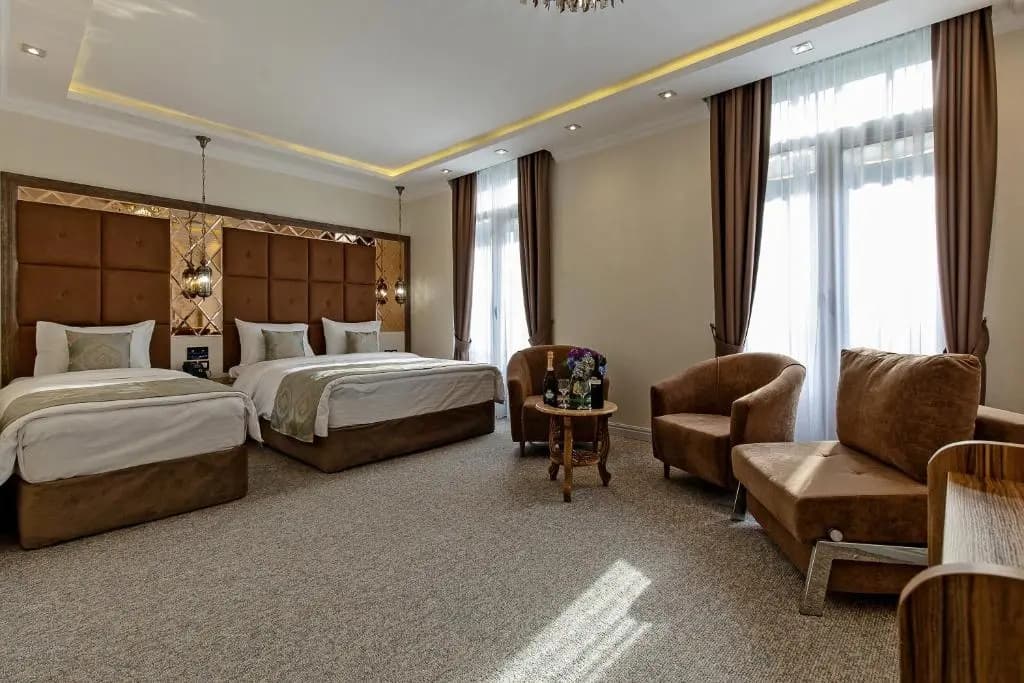 Aqua Liberty Hotel - photo 5