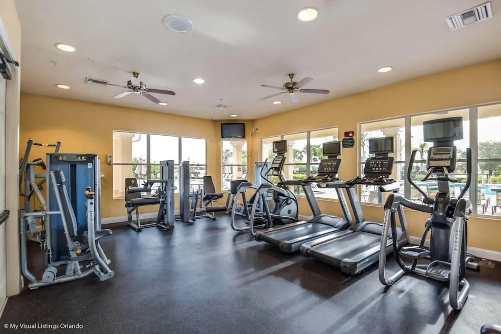 Spacious and Lovely 3BD Unit With Balcony, Close to the Convention Center #3vc309 - photo 18