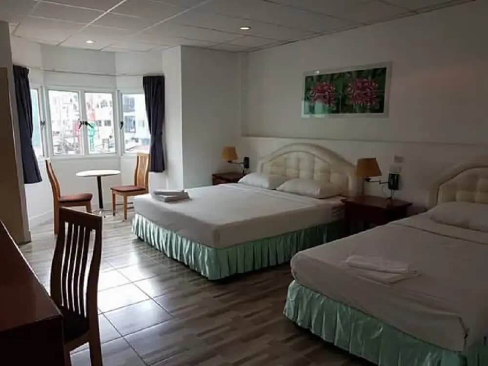 Welcome Inn Hotel Karon Beach - photo 2