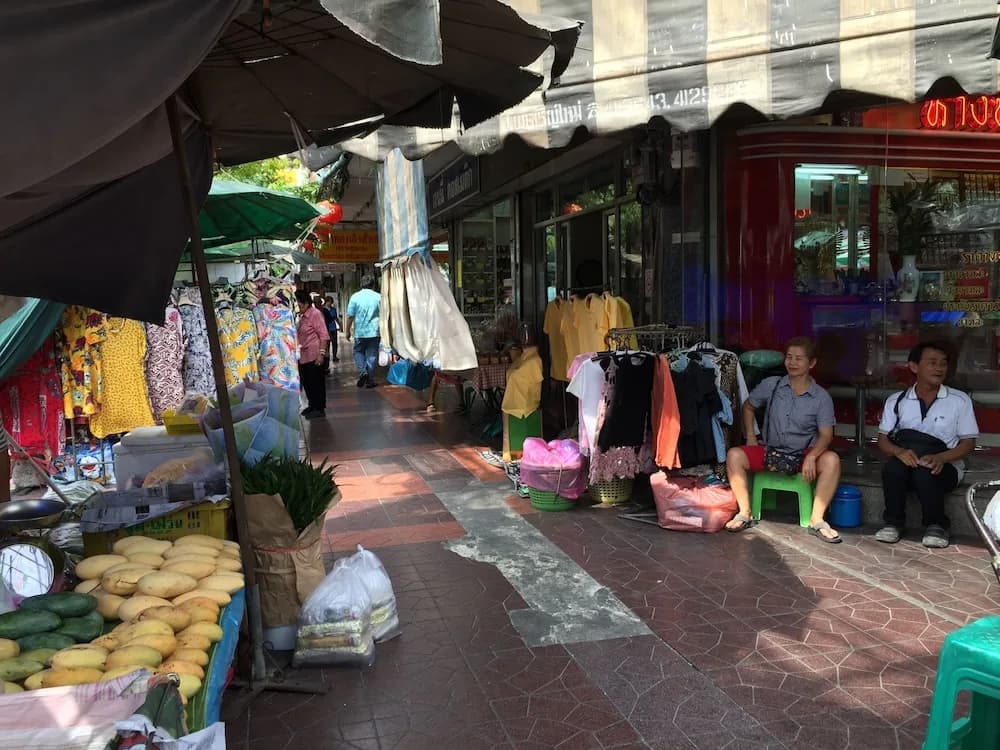 OYO 335 Top Inn Khaosan - photo 22