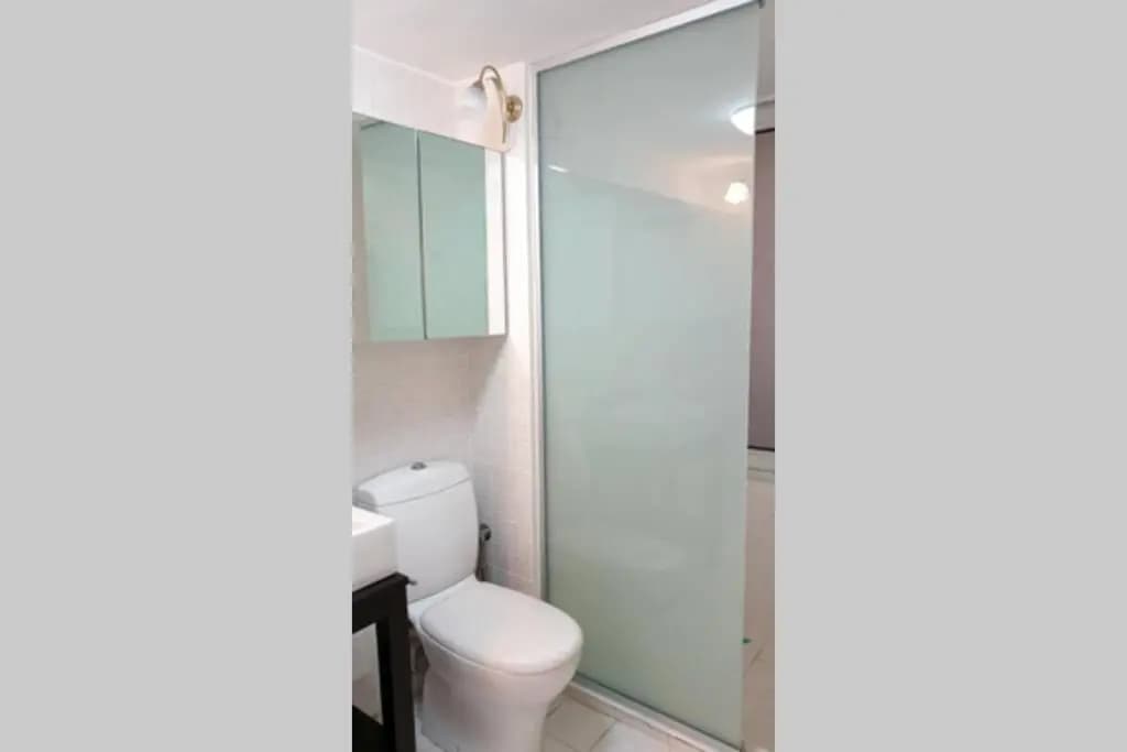 Central apt with private rooftop and stunning view - photo 7