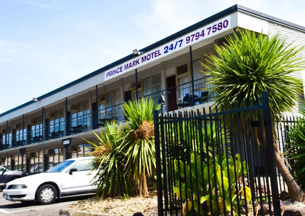 The Prince Mark Motor Inn - photo 1